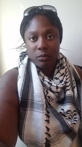 who is mark wahlberg dating